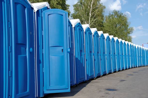 Best Portable toilet rental cost  in Clarksville, IA